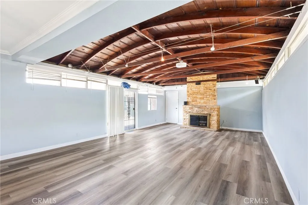 9232 S 7th Avenue, Inglewood, California 90305 home-pic-13